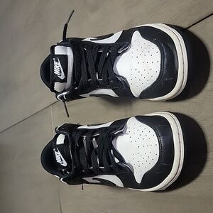 Nike Panda Dunks size 7Y